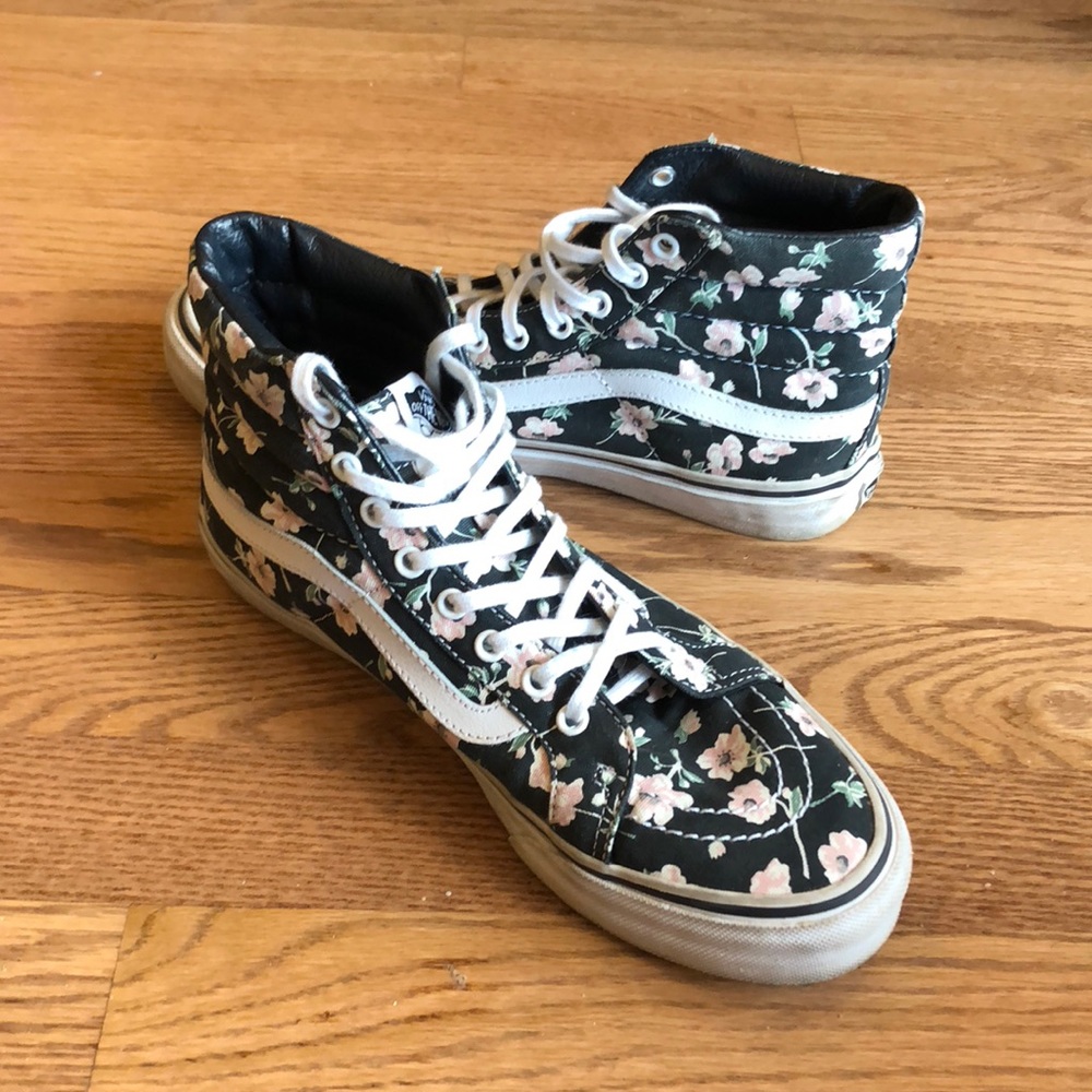 Rare Vans Sk8-Hi Slim Floral Shoe, Size 7.5